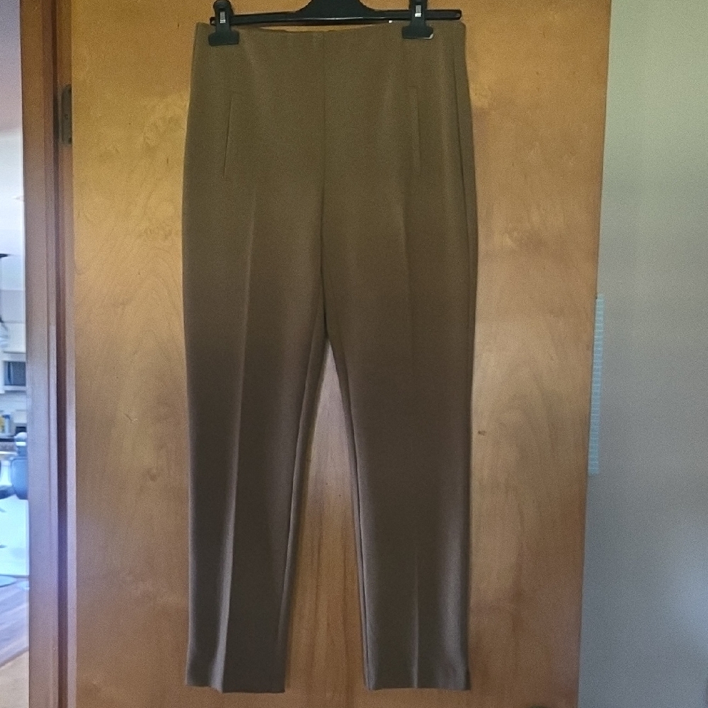 Chico's Tan Ankle Juliet Pants